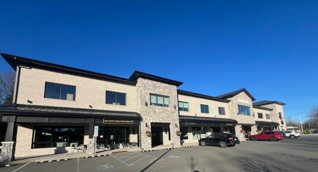 More Photos Of 675 Grooms Rd, Clifton Park Storefront Retail Office For Lease
