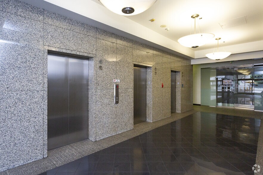 More Photos Of 3333 Wilshire Blvd, Los Angeles Office For Lease