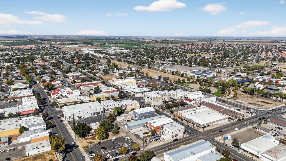 More Photos Of 631-637 I St, Los Banos Apartments For Sale