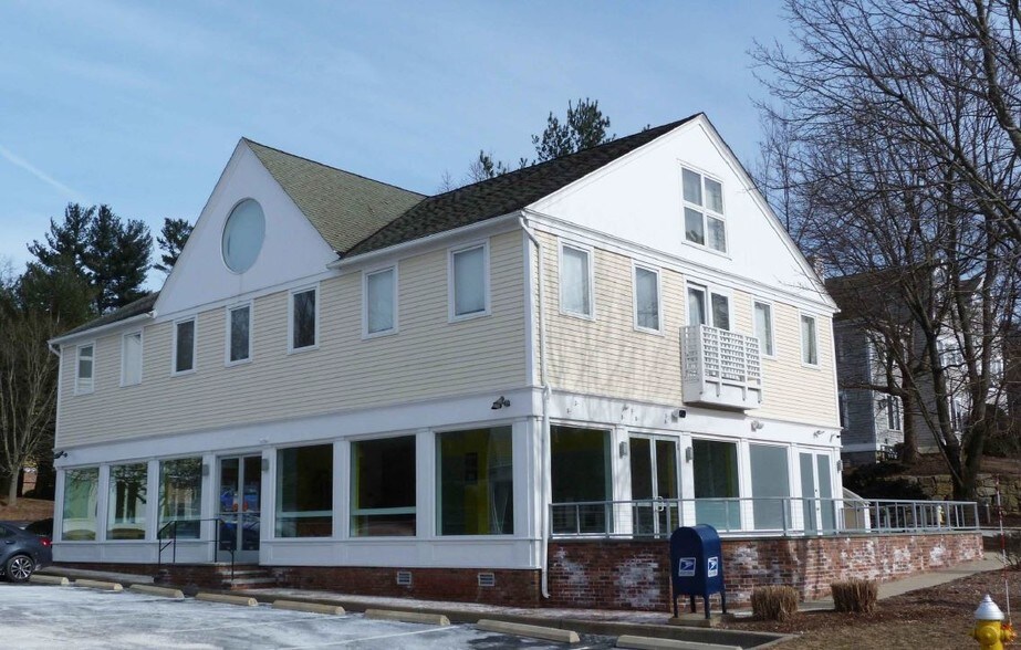 More Photos Of 170A Post Rd W, Westport Restaurant For Lease