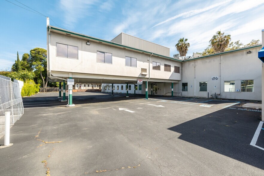 More Photos Of 480 N 1st St, San Jose Office For Sale