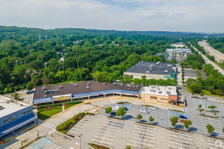 More Photos Of 260 W Swedesford Rd, Devon Unknown For Lease