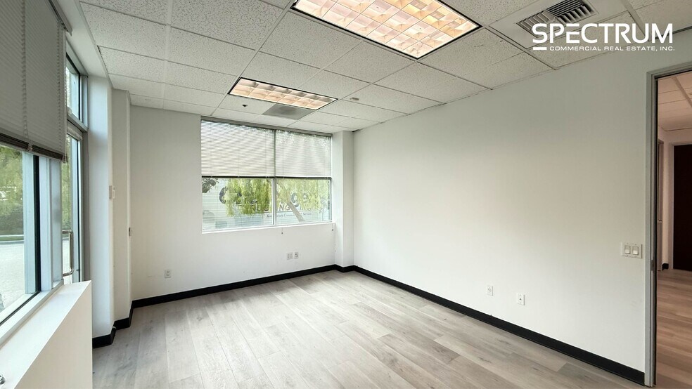 More Photos Of 26415 Summit Cir, Santa Clarita Office For Lease