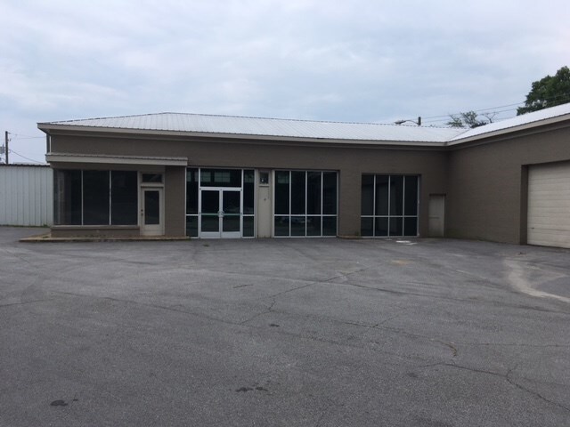 More Photos Of 116 W Bankhead Hwy, Villa Rica Storefront Retail Office For Sale