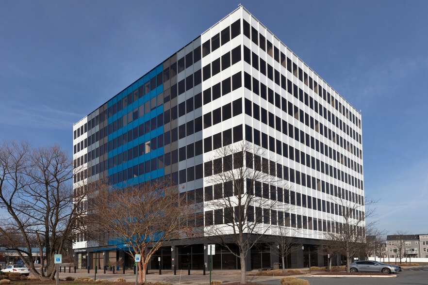 More Photos Of 10210 Greenbelt Rd, Lanham Office For Sale