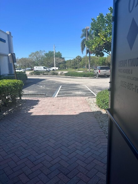 More Photos Of 3300 S Congress Ave, Boynton Beach Showroom For Lease