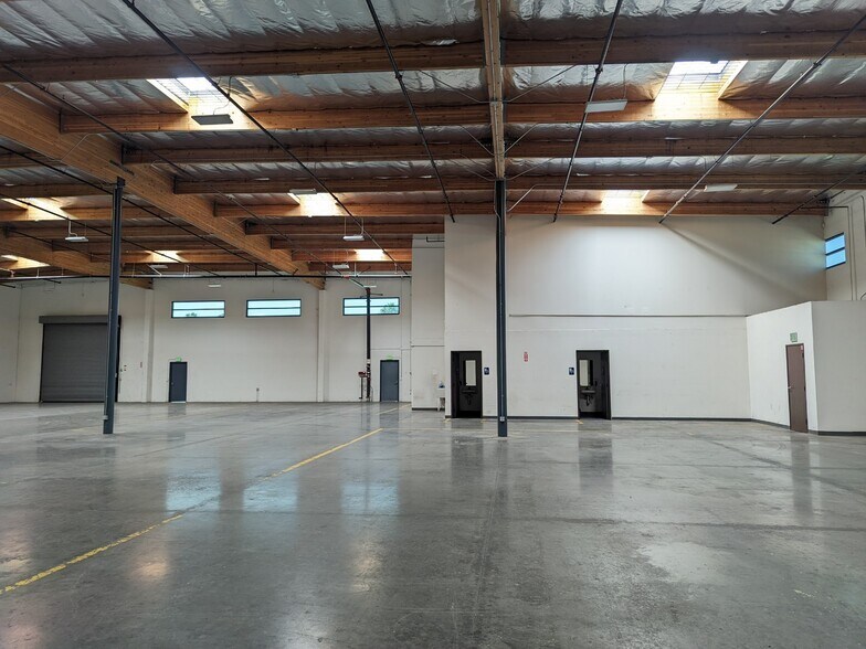 More Photos Of 4730 Littlejohn St, Baldwin Park Warehouse For Lease