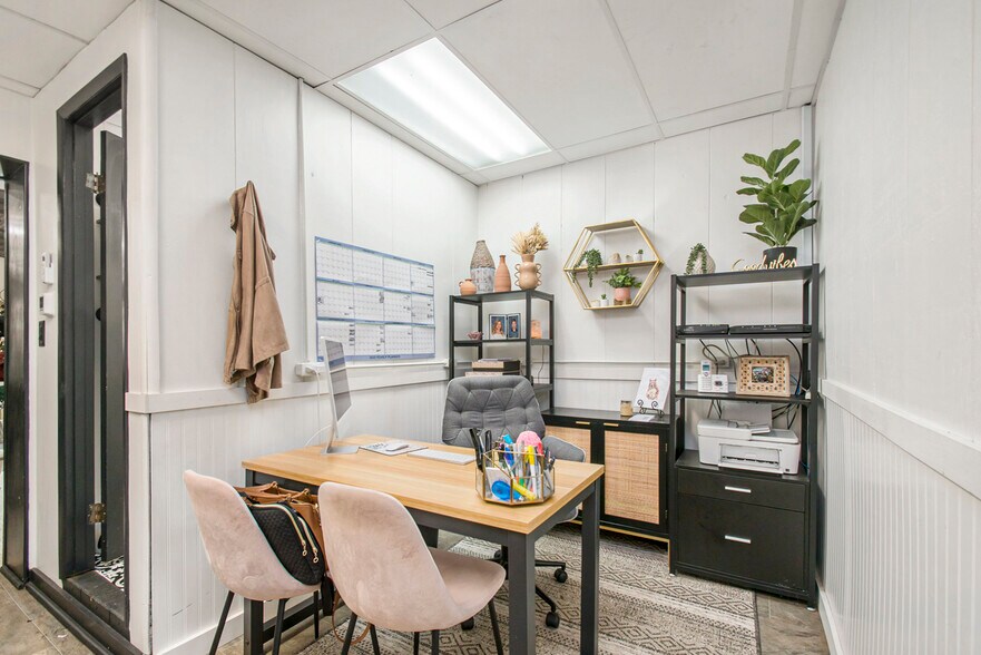 More Photos Of 111 Commercial St, Dowagiac Storefront Retail Residential For Sale