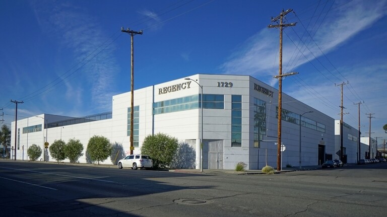 More Photos Of 1729 E Washington Blvd, Los Angeles Warehouse For Lease