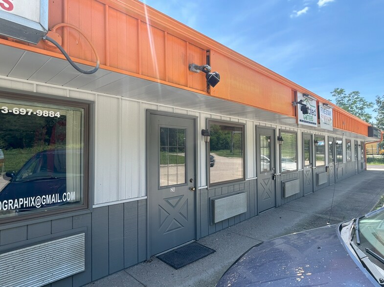 More Photos Of 10900 Loveland Madeira Rd, Loveland General Retail For Lease