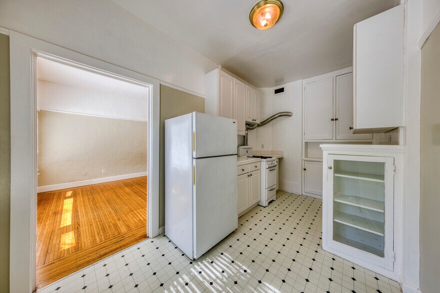 More Photos Of 2451 Le Conte Ave, Berkeley Apartments For Sale