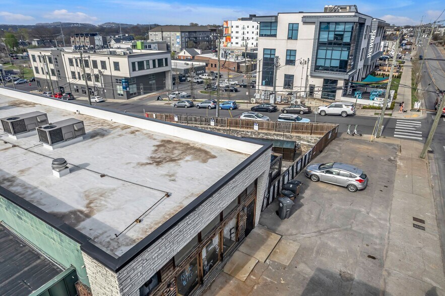 More Photos Of 823 Woodland St, Nashville Freestanding For Lease