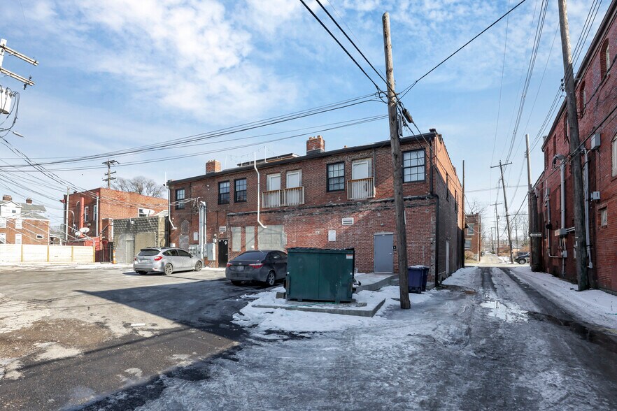 More Photos Of 1555-1563 N 4th St, Columbus Apartments For Sale