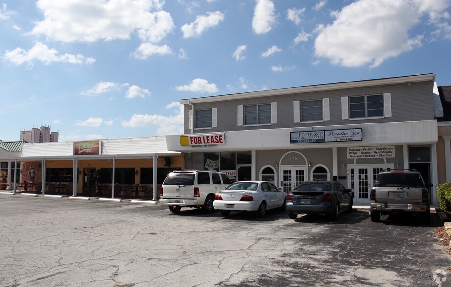 More Photos Of 152 107th Ave, Treasure Island Storefront Retail Residential For Lease