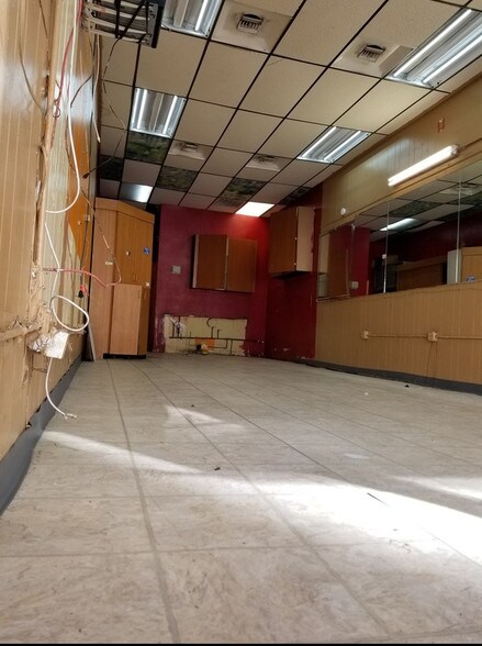 More Photos Of 3218 3rd Ave, Bronx Storefront For Sale