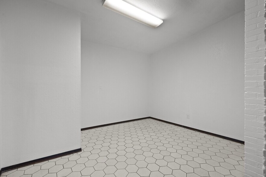 More Photos Of 1127 Wyoming Ave, El Paso Loft Creative Space For Lease