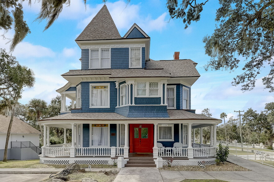 More Photos Of 404 S Ridgewood Ave, Daytona Beach Apartments For Sale