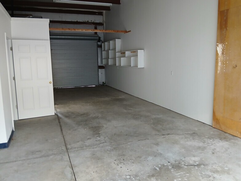 More Photos Of 3715 Argent Blvd, Ridgeland Self Storage For Lease