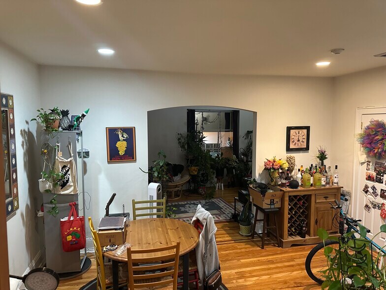 More Photos Of 733 Anderson Ave, Cliffside Park Storefront Retail Residential For Lease