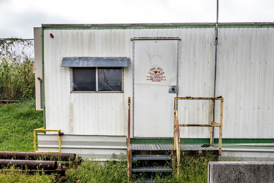 More Photos Of 806 Island Ford Rd, Mcgaheysville Warehouse For Lease