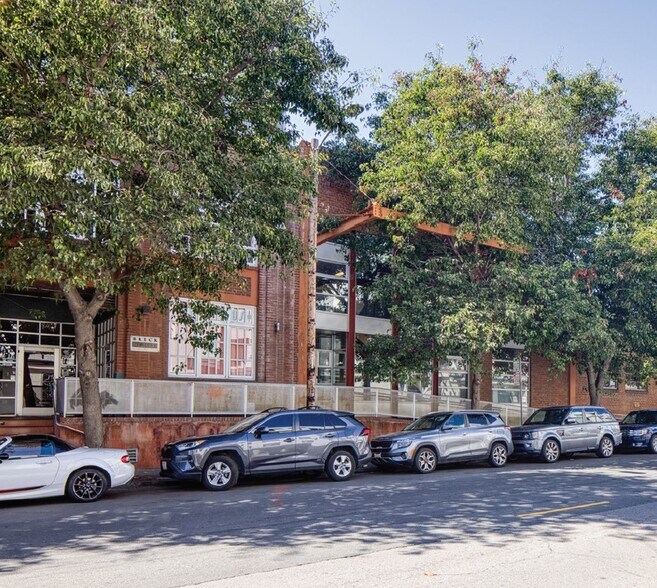 More Photos Of 225 3rd St, Oakland Office For Sale