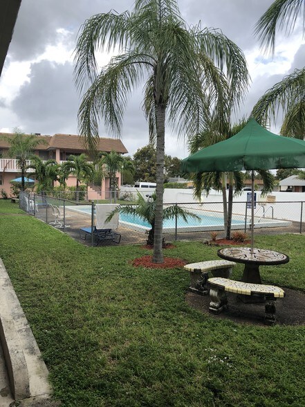 More Photos Of 6050 SW 27th St, Miramar Apartments For Sale