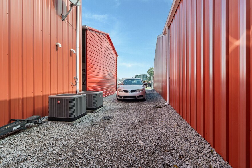 More Photos Of 201 Graves Rd, Goodlettsville Office For Sale