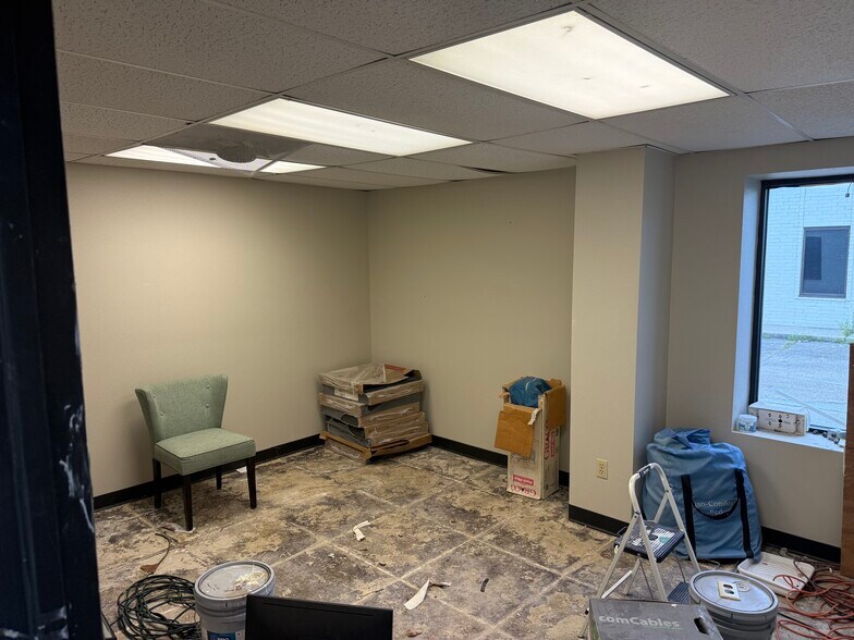 More Photos Of 12450 Highway 3, Webster Light Distribution For Lease