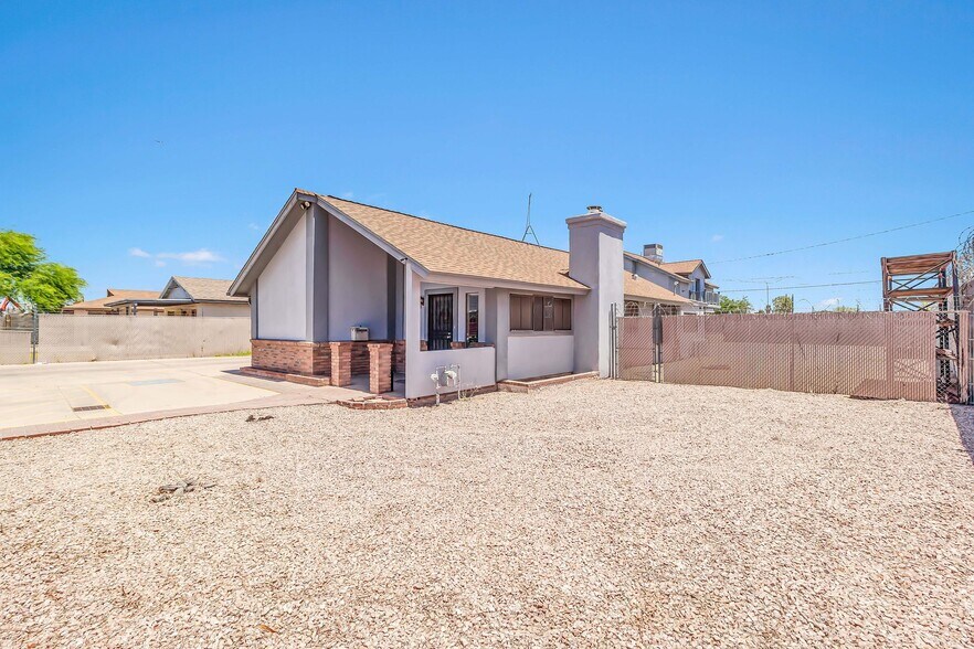 More Photos Of 517 S Lebaron St, Mesa Warehouse For Lease