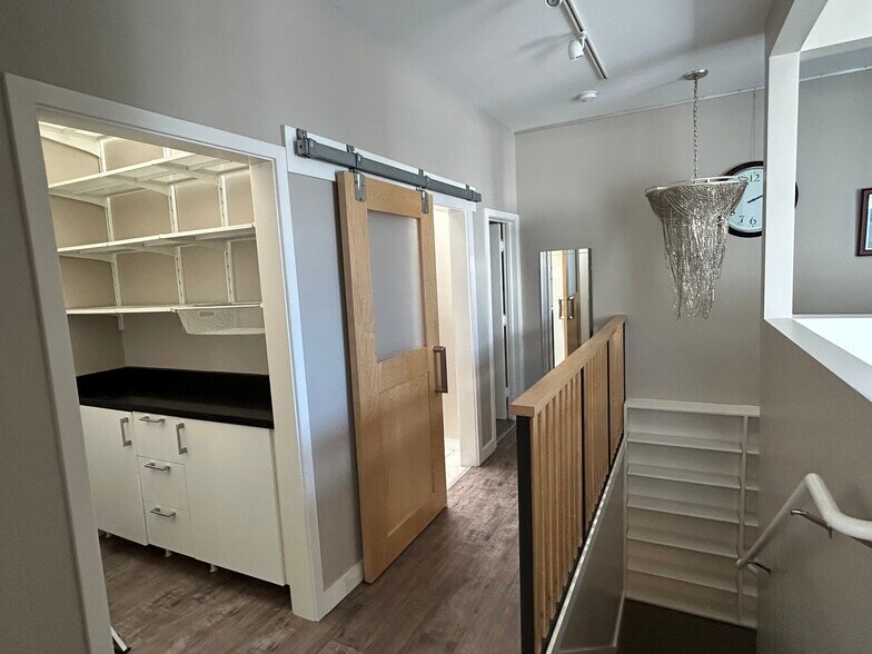 More Photos Of 3820 Broadway, Oakland Office Residential For Lease