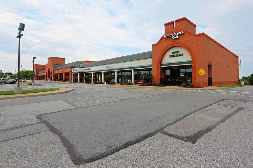 More Photos Of 2460-2490 Taylor Rd, Wildwood Unknown For Lease