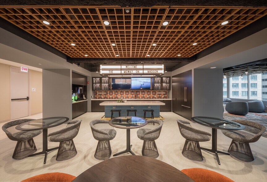 More Photos Of 303 W Madison St, Chicago Office For Lease