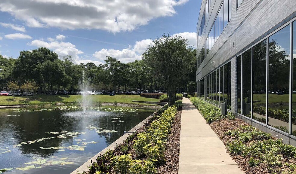 More Photos Of 3450-3550 Buschwood Park Dr, Tampa Unknown For Lease