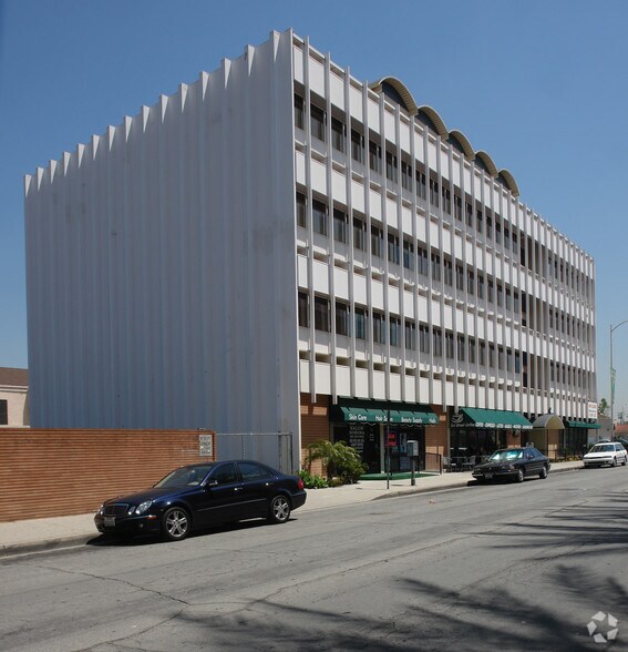 More Photos Of 8221 3rd St, Downey Medical For Lease