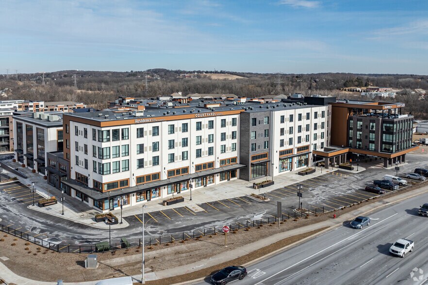 More Photos Of 20400 W Bluemound Rd, Brookfield Unknown For Lease