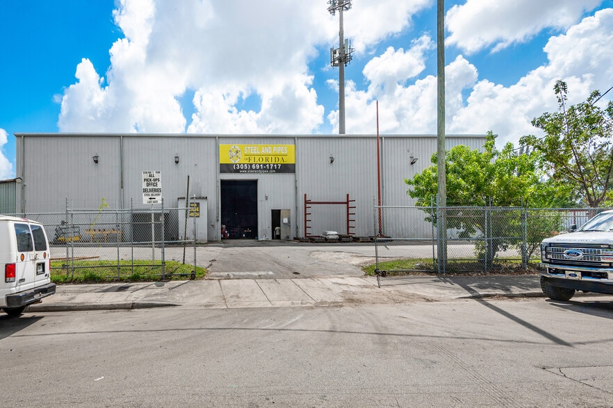 More Photos Of 2250 NW 77th Ter, Miami Warehouse For Lease