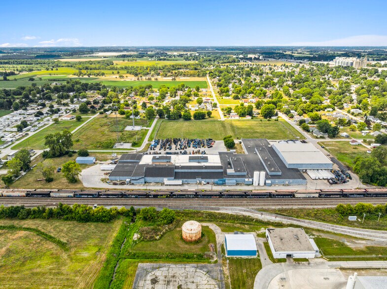 More Photos Of 1150 State St, Fostoria Warehouse For Sale