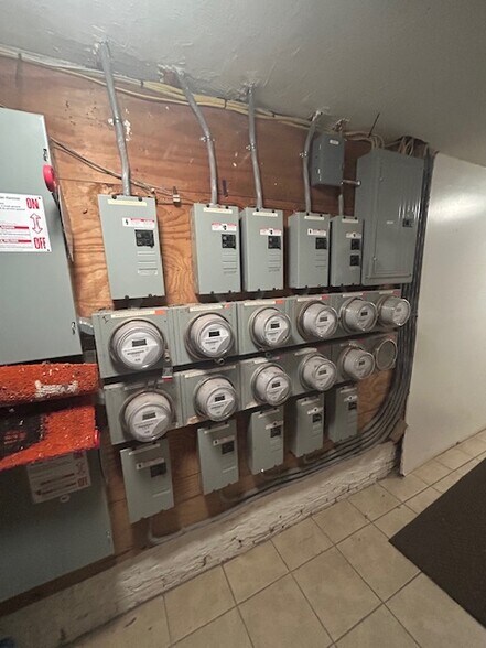 More Photos Of 89 Columbia St, Albany Apartments For Sale