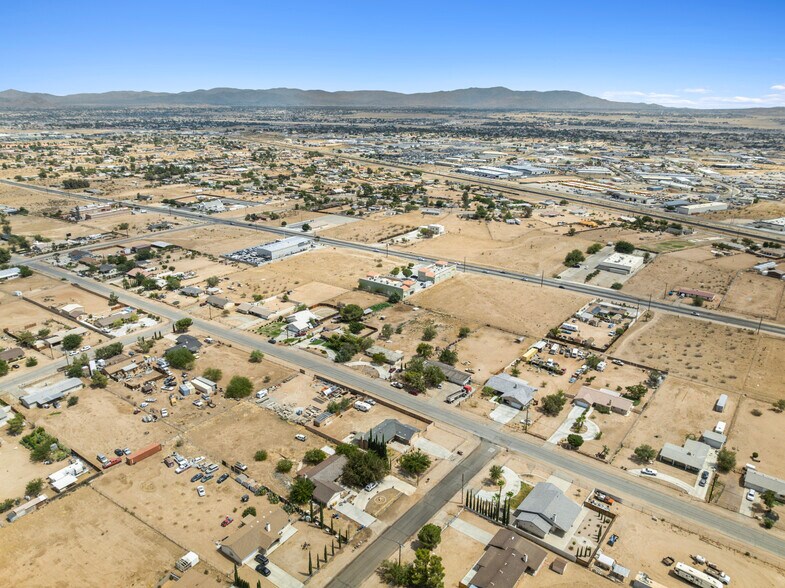 More Photos Of 11146 Hesperia Rd, Hesperia Unknown For Lease