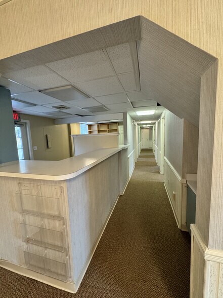 More Photos Of 736 Mountain Blvd, Watchung Medical For Sale