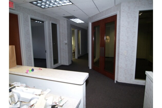 More Photos Of 100 Cedar St, Batavia Manufacturing For Sale
