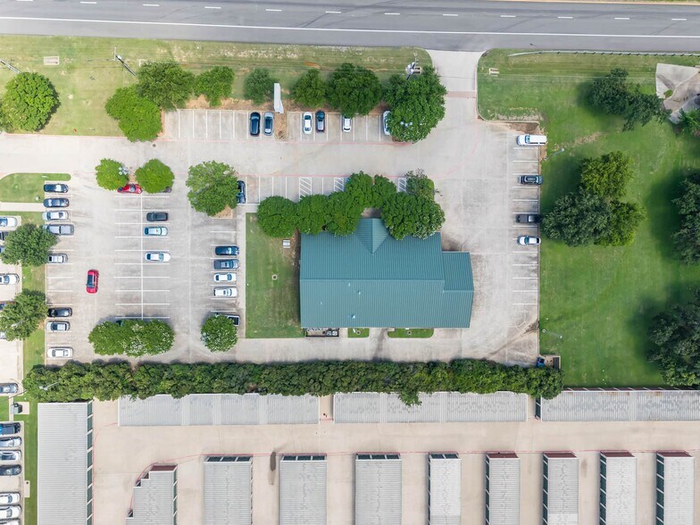 More Photos Of 2419 Highway 121, Bedford Medical For Sale