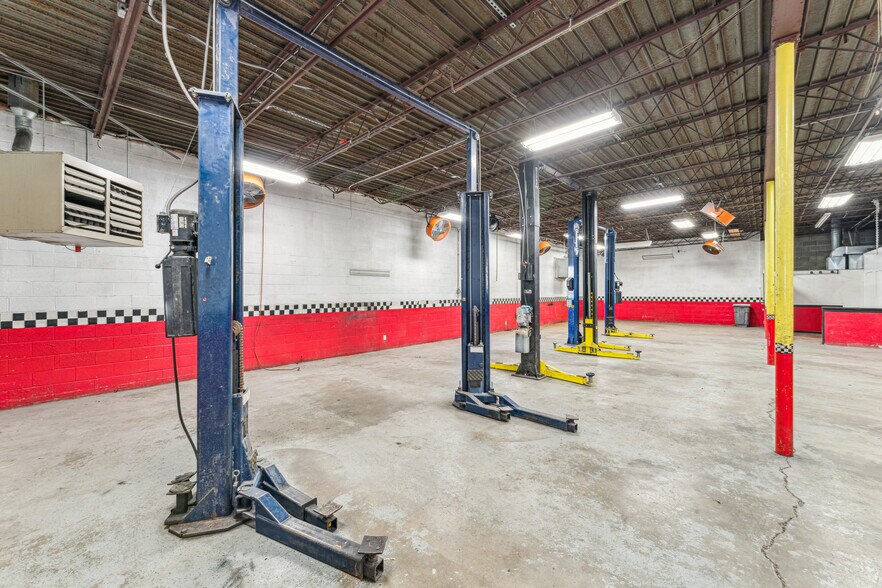 More Photos Of 1839 N 10th St, Kansas City Warehouse For Sale
