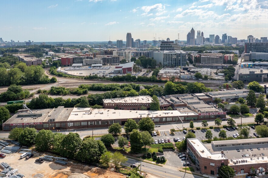 More Photos Of 887 W Marietta St NW, Atlanta Loft Creative Space For Lease