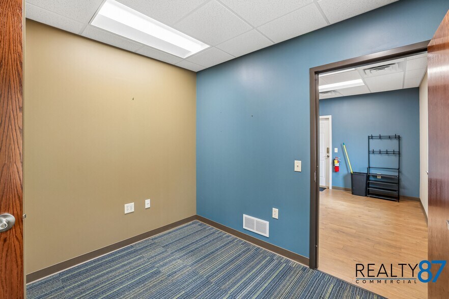 More Photos Of 131 Main St, Shellsburg Office For Sale