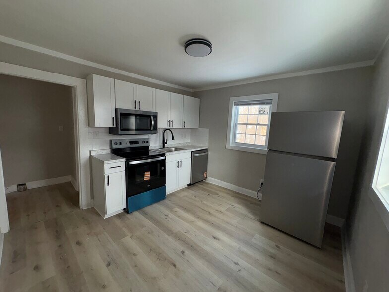 More Photos Of , High Point Multifamily For Sale