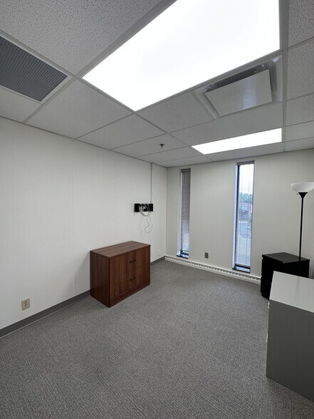 More Photos Of 13050 W Custer Ave, Butler Research And Development For Lease