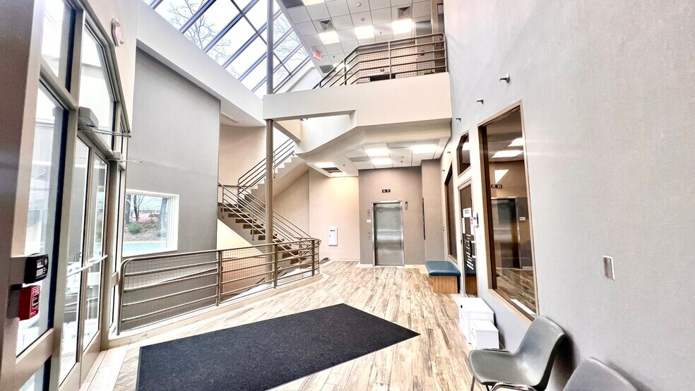 More Photos Of 561 Cranbury Rd, East Brunswick Medical For Sale