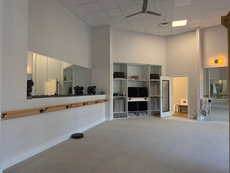 More Photos Of 211 River Landing Dr, Daniel Island Apartments For Lease