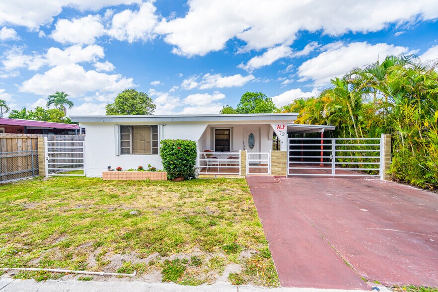 More Photos Of 73 E 47th St, Hialeah Assisted Living For Sale